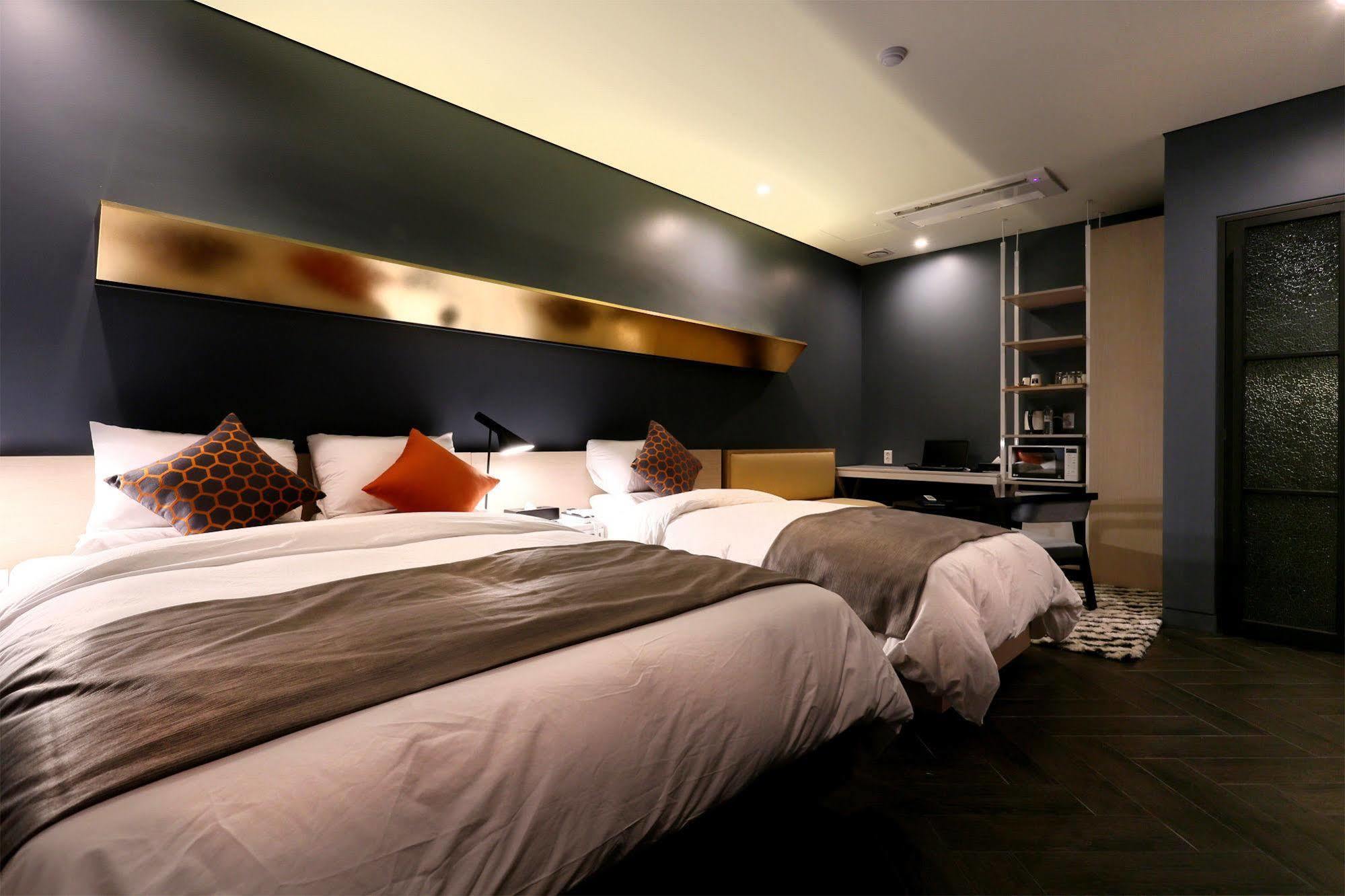 Circle Hotel Інчхон Екстер'єр фото