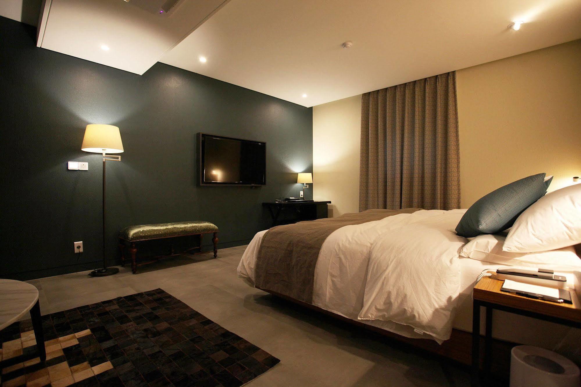 Circle Hotel Інчхон Екстер'єр фото